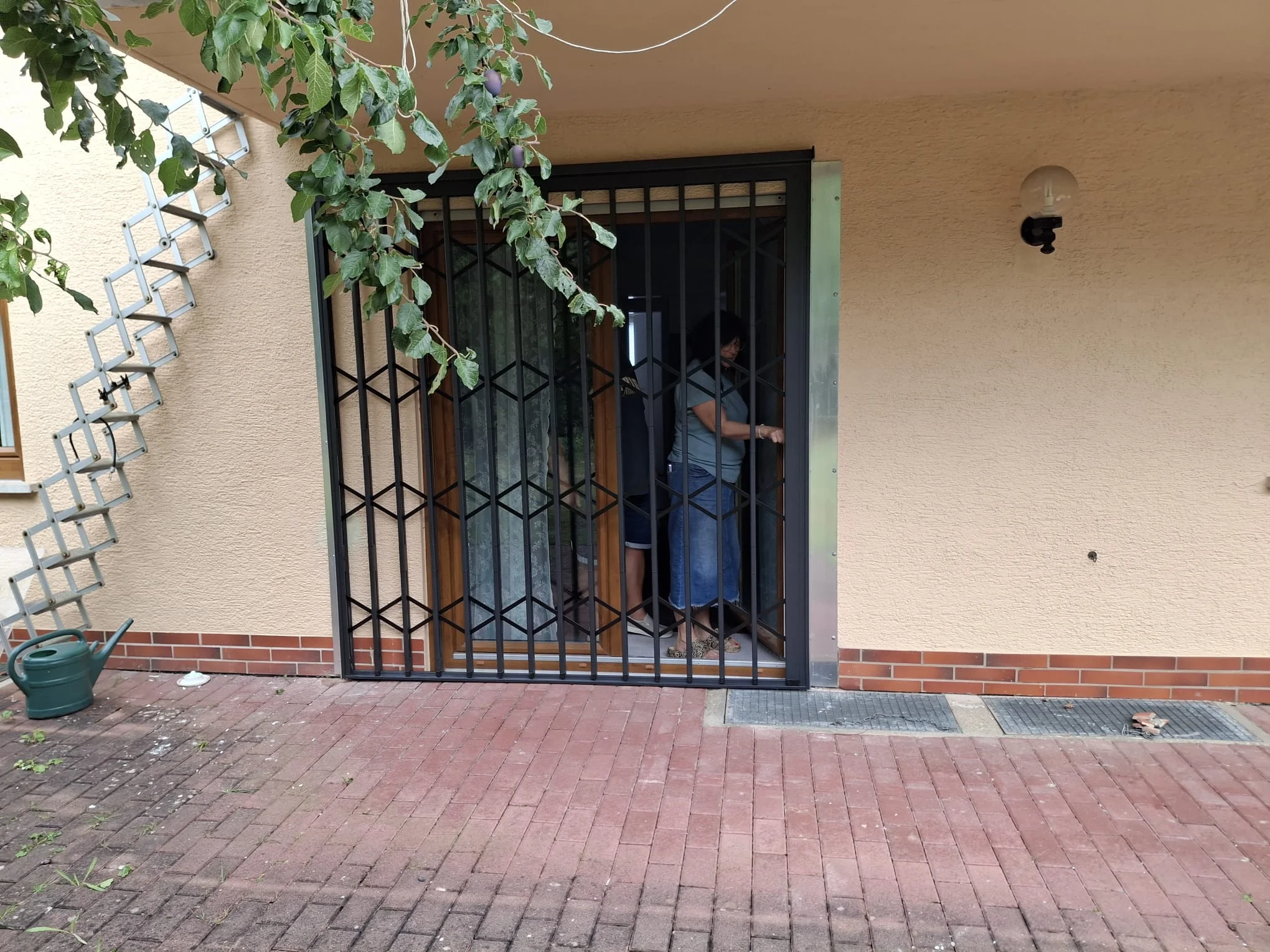 Scherengitter Hauseingang